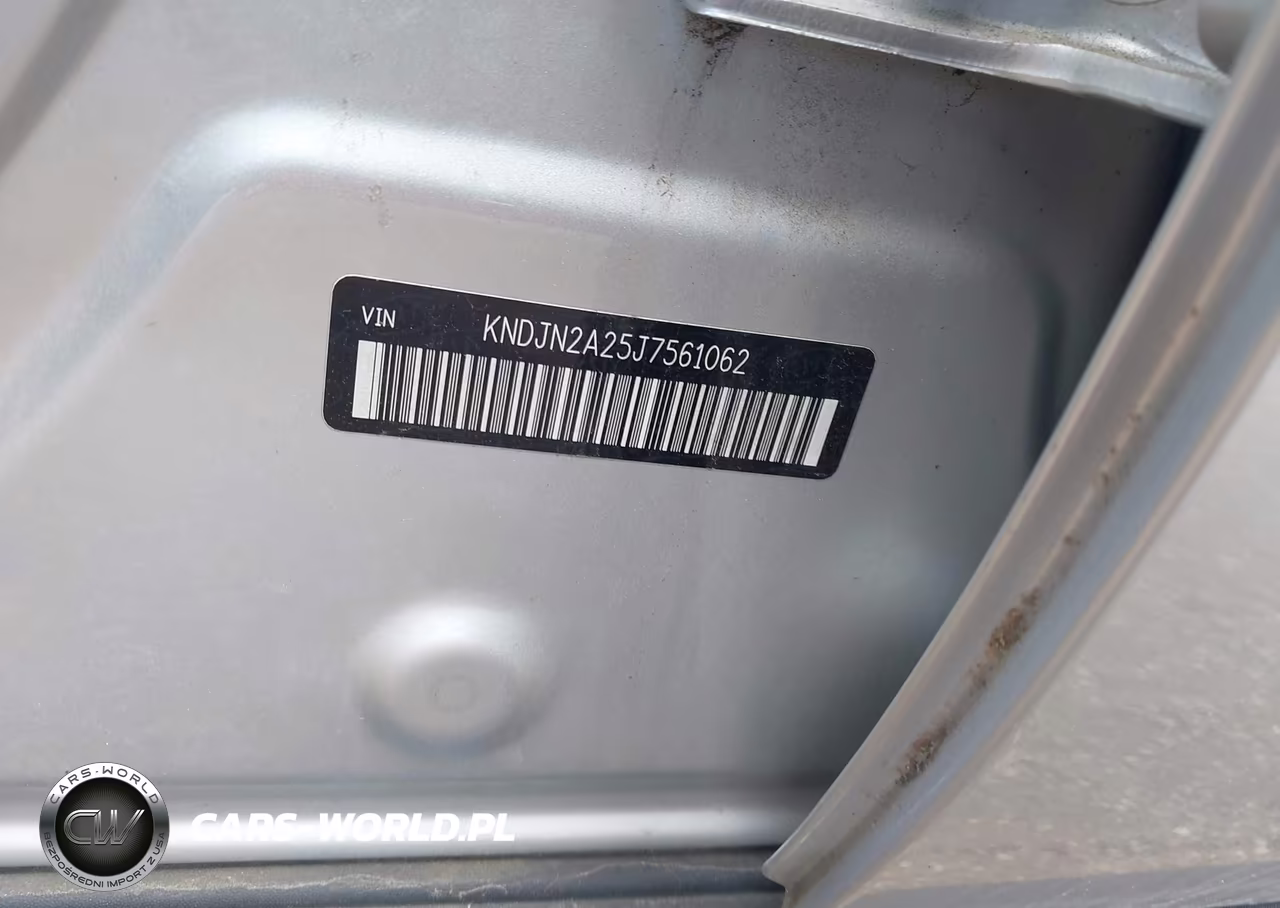 2018 Kia Soul VIN:KNDJN2A25J7561062 - 9