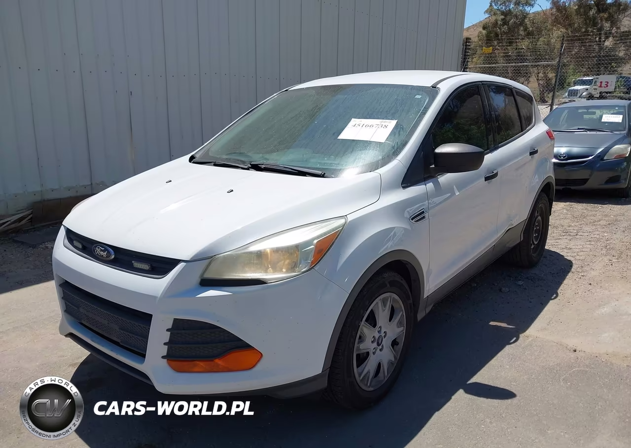 2015 Ford Escape S VIN:1FMCU0F7XFUA27886 - 2
