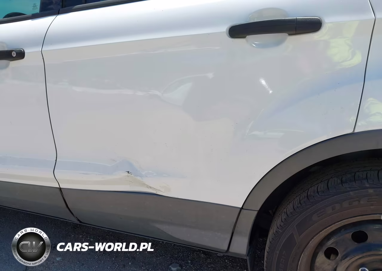 2015 Ford Escape S VIN:1FMCU0F7XFUA27886 - 6