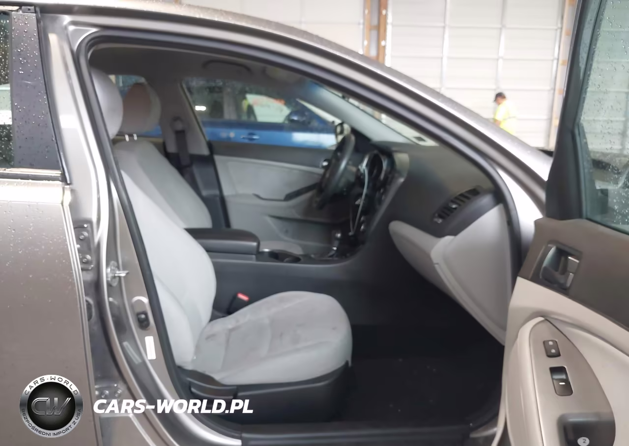 2015 Kia Optima Lx VIN:5XXGM4A77FG372612 - 5