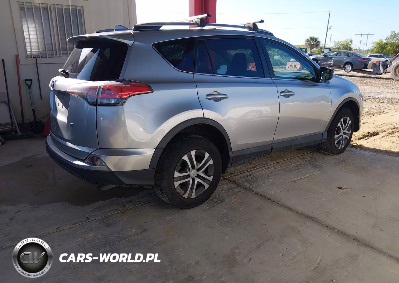 2017 Toyota Rav4 Le VIN:2T3ZFREV9HW383541 - 4