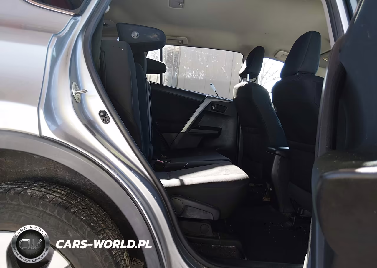 2017 Toyota Rav4 Le VIN:2T3ZFREV9HW383541 - 8
