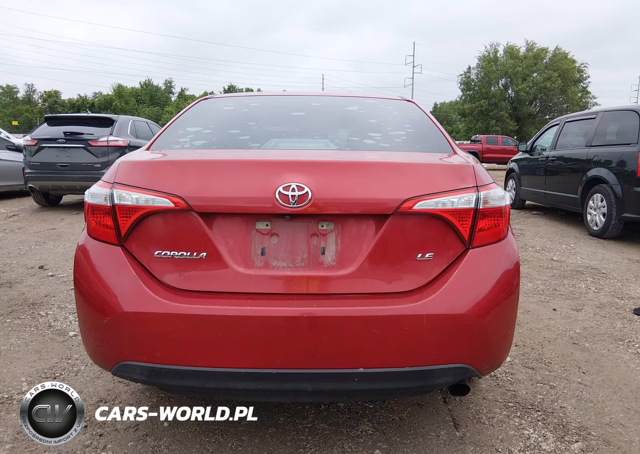 2015 Toyota Corolla Le VIN:5YFBURHE5FP281549 - 17