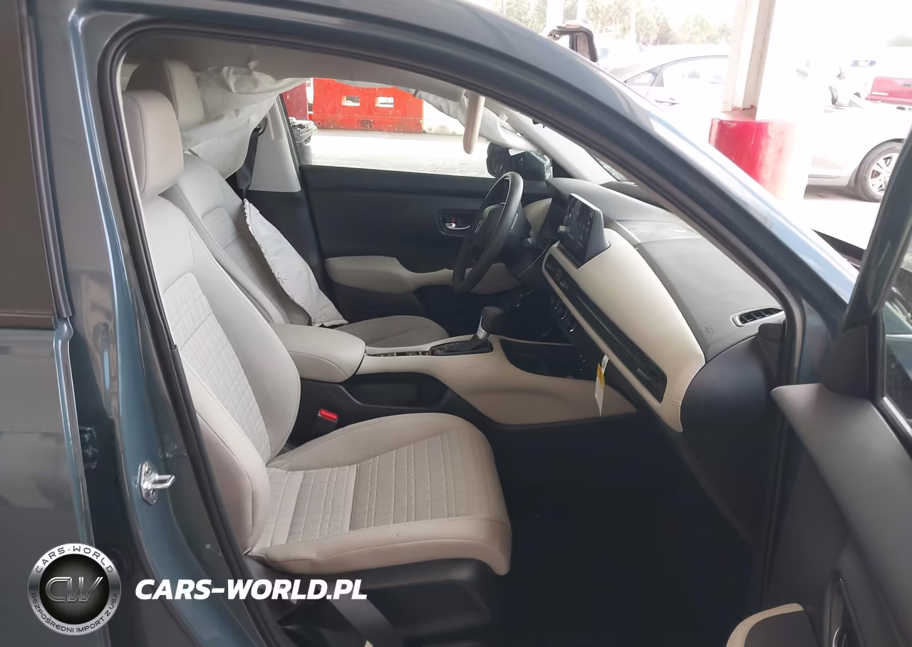 2026 Honda Hr-V 2Wd Lx VIN:3CZRZ1H35TM739118 - 5