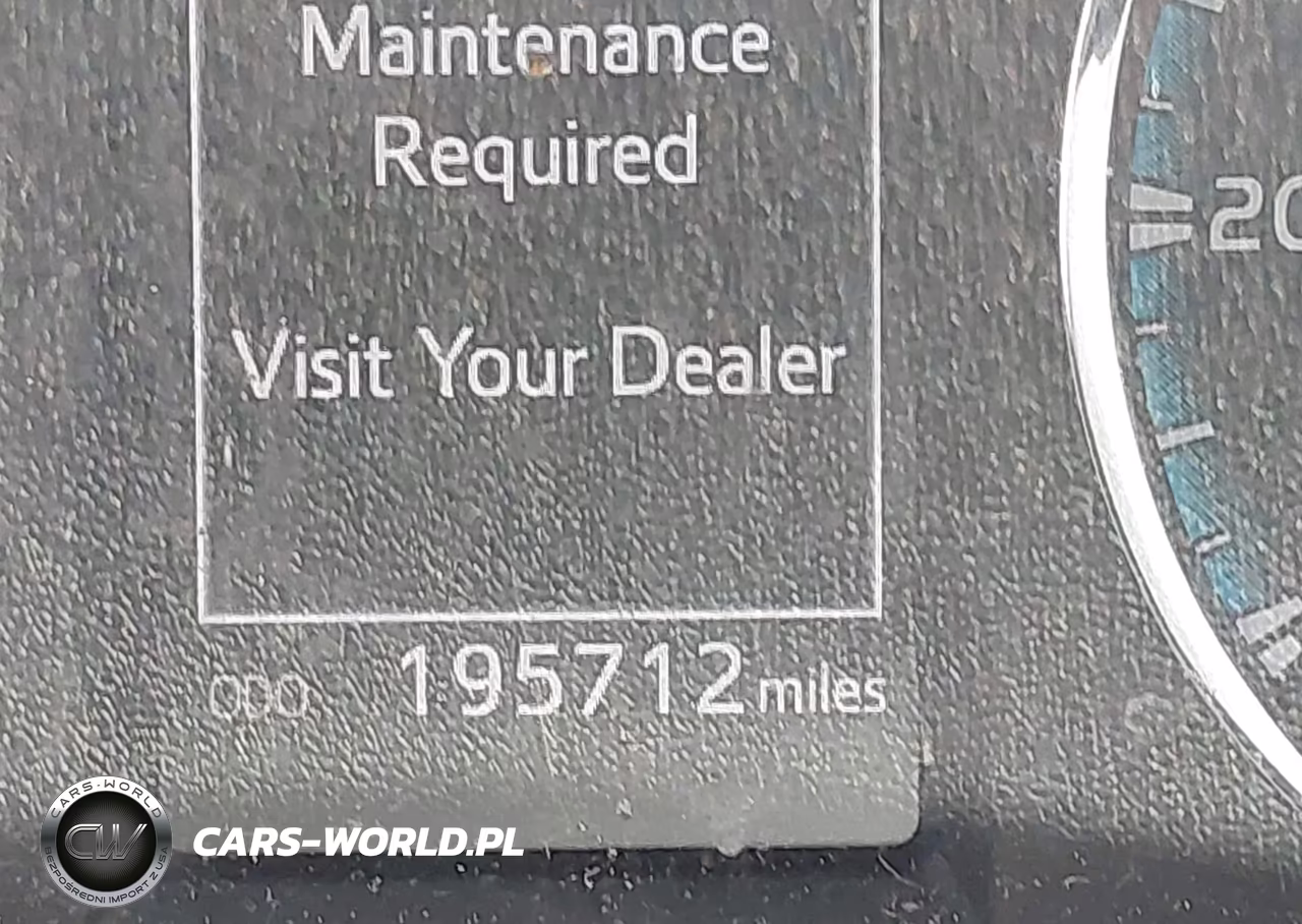 2017 Toyota Rav4 Hybrid Xle VIN:JTMRJREV1HD085528 - 15