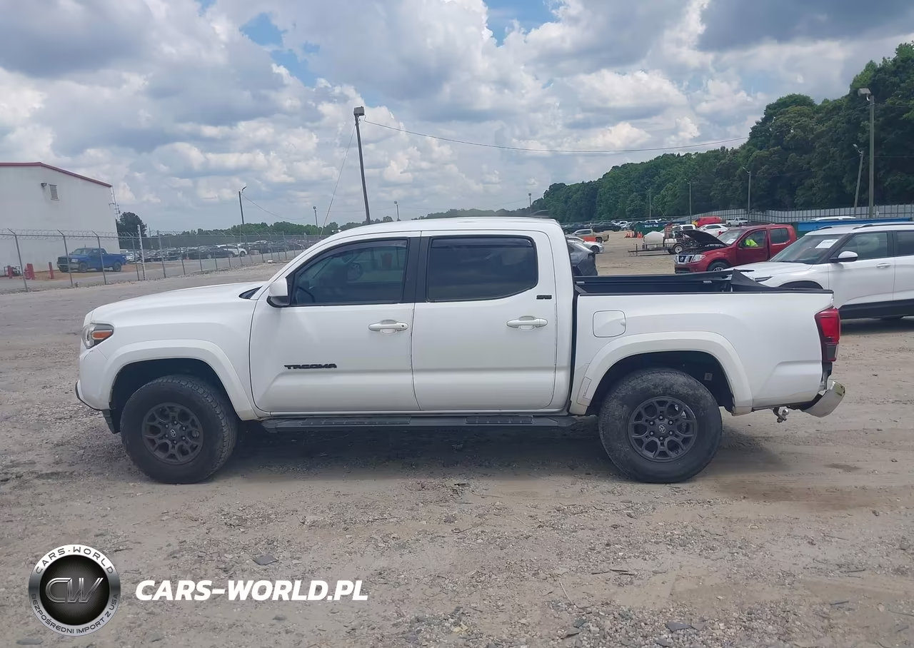 2018 Toyota Tacoma Sr5 V6 VIN:3TMAZ5CN6JM067473 - 14