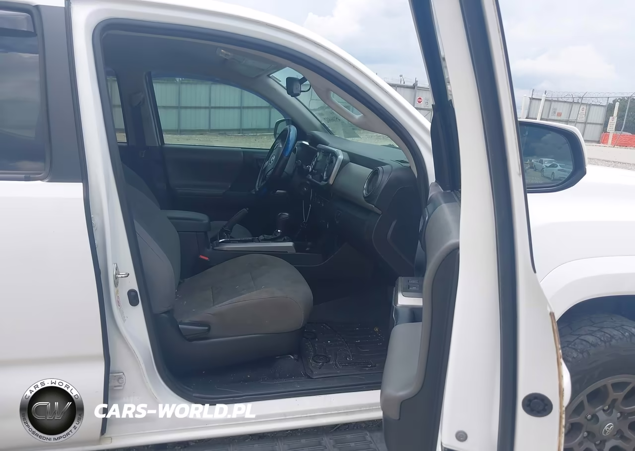 2018 Toyota Tacoma Sr5 V6 VIN:3TMAZ5CN6JM067473 - 5