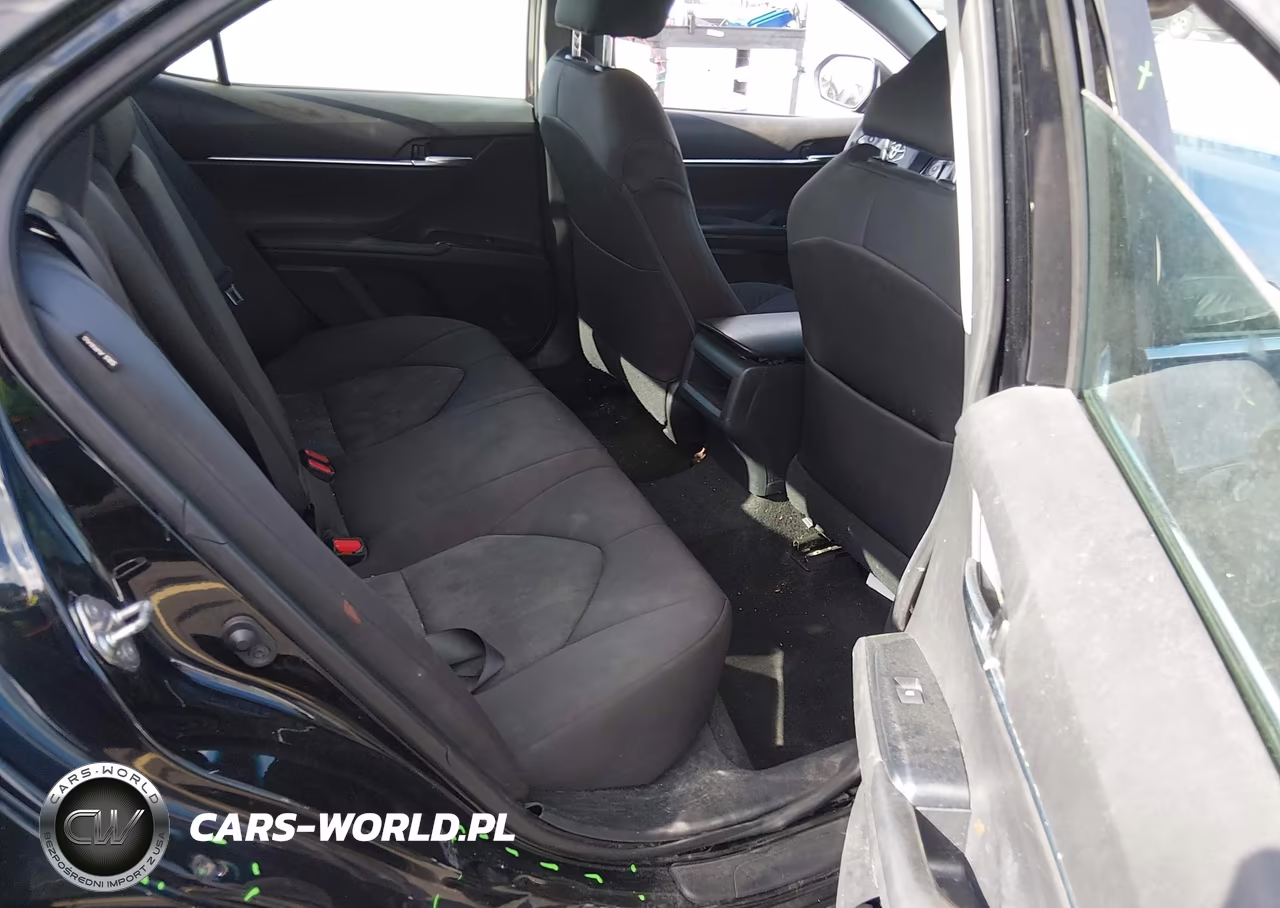 2019 Toyota Camry Le VIN:4T1B11HK8KU785344 - 8