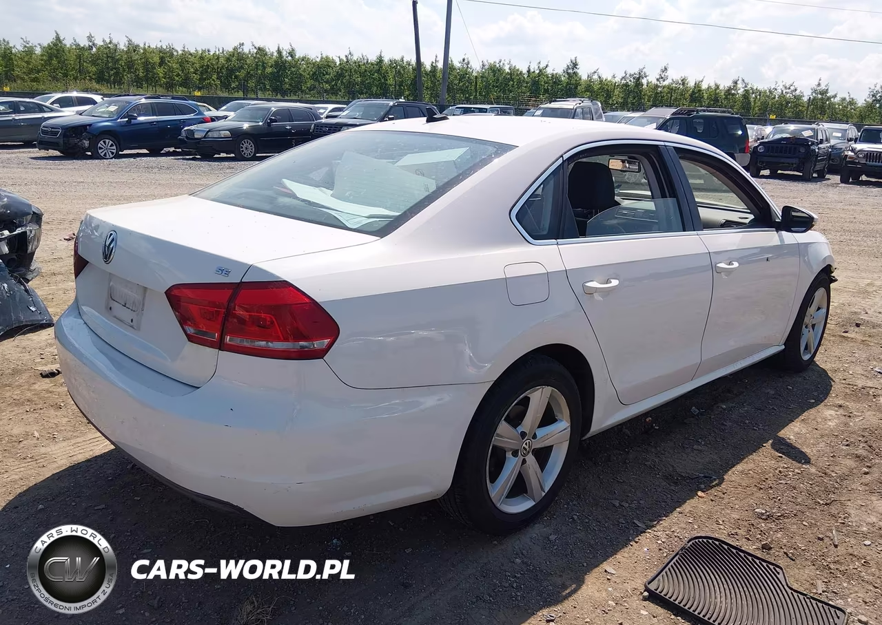 2012 Volkswagen Passat 2.5L Se VIN:1VWBP7A38CC089239 - 4