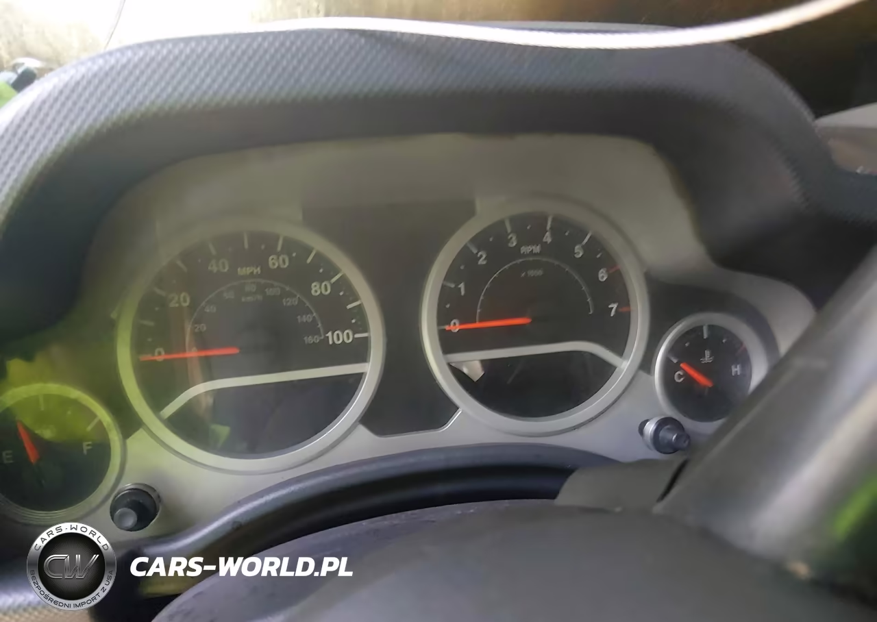 2010 Jeep Wrangler Unlimited Sport VIN:1J4BA3H10AL226120 - 7