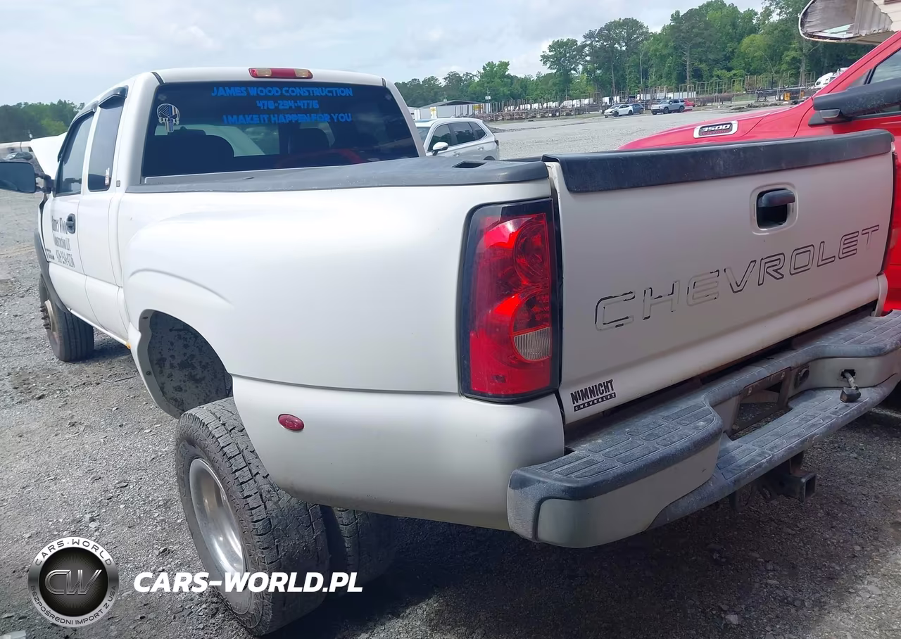 2005 Chevrolet Silverado 3500 Work Truck VIN:1GCJC39295E303340 - 3