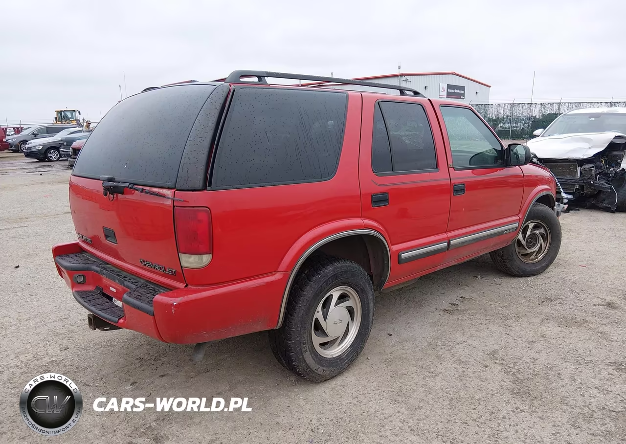 2000 Chevrolet Blazer Lt VIN:1GNDT13W9Y2139422 - 4
