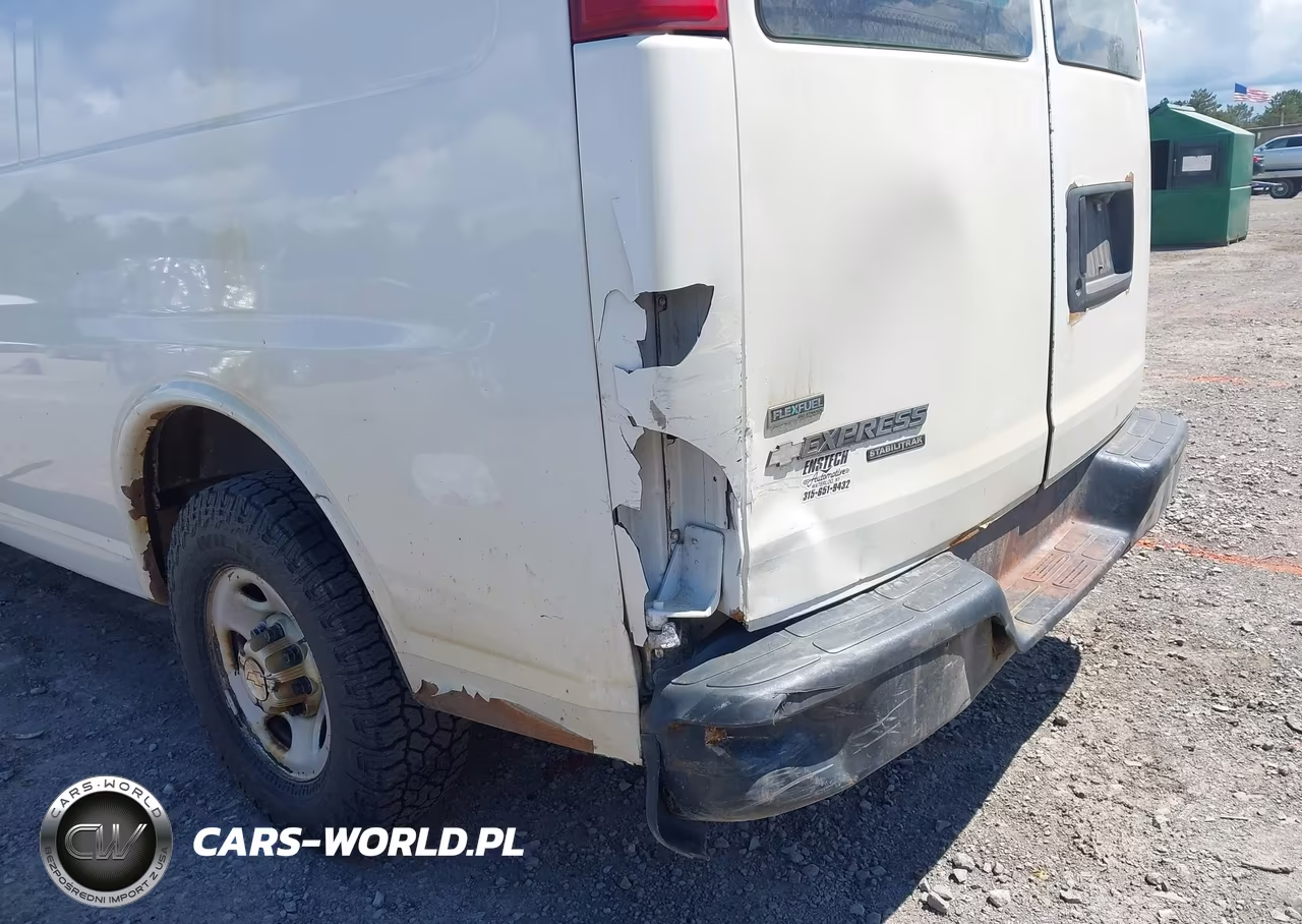 2011 Chevrolet Express 2500 Work Van VIN:1GCWGFCA2B1178776 - 6