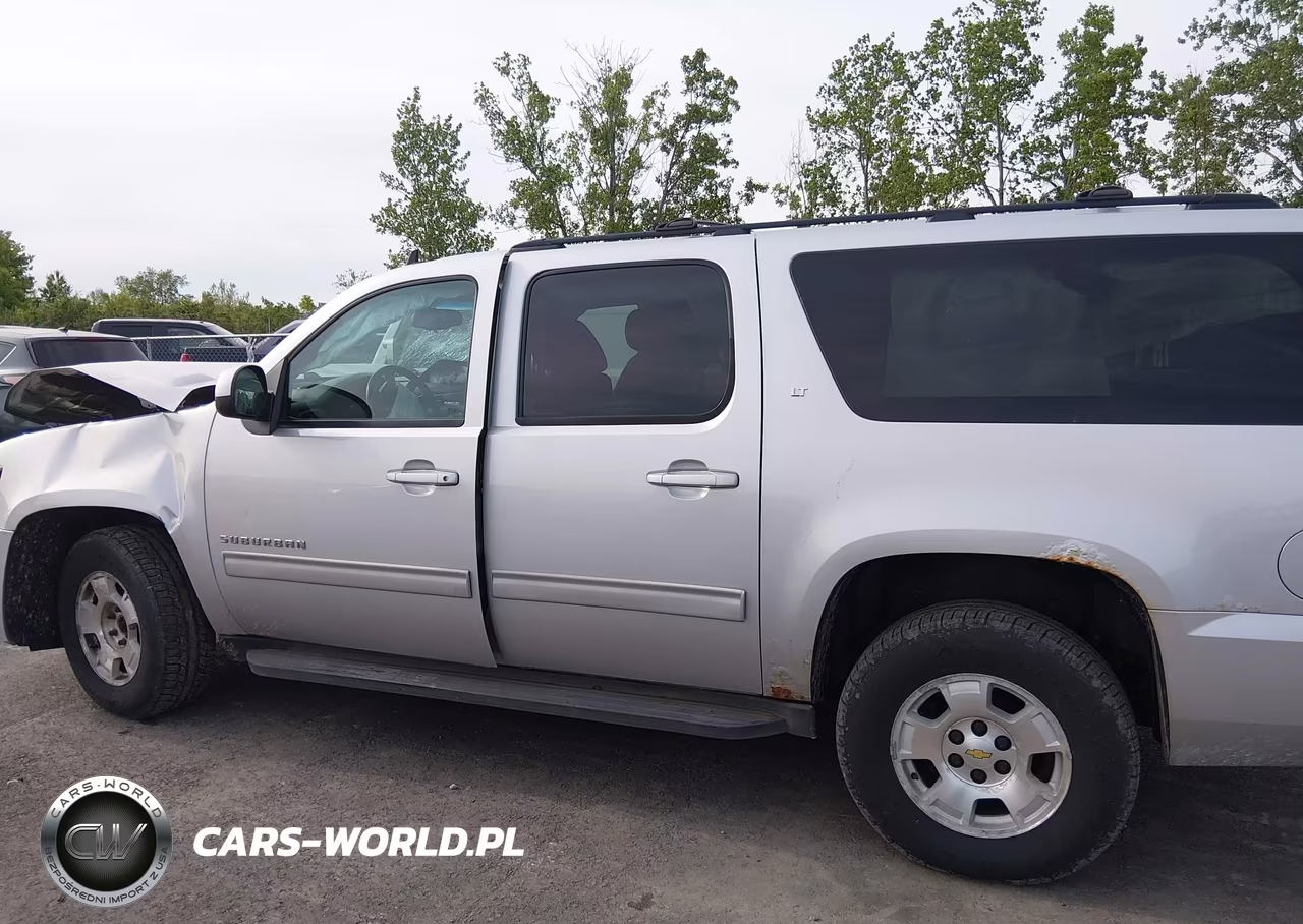 2013 Chevrolet Suburban 1500 Lt VIN:1GNSKJE72DR308570 - 14
