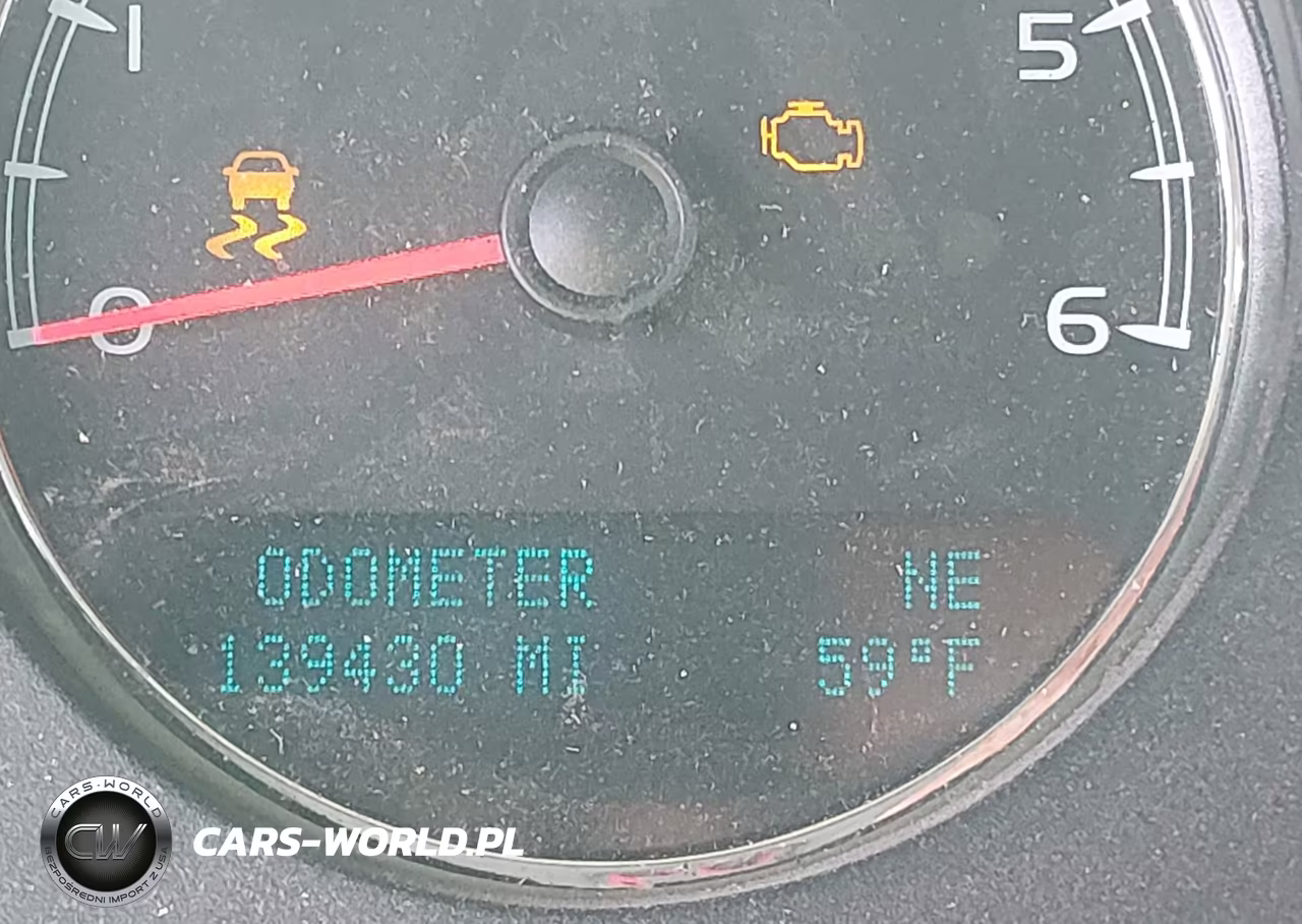 2013 Chevrolet Suburban 1500 Lt VIN:1GNSKJE72DR308570 - 15