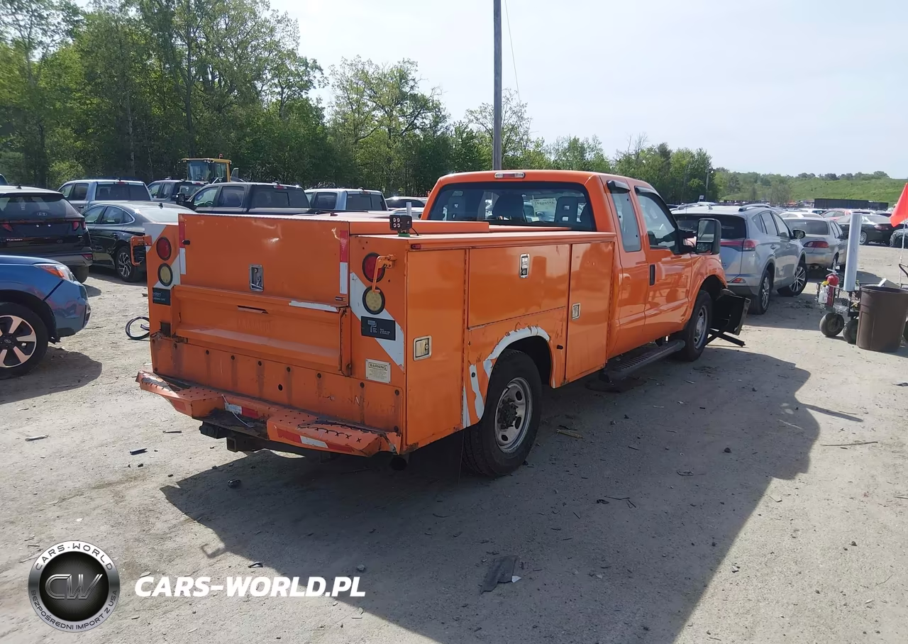 2015 Ford F-250 Xl VIN:1FT7X2A63FEB32710 - 4