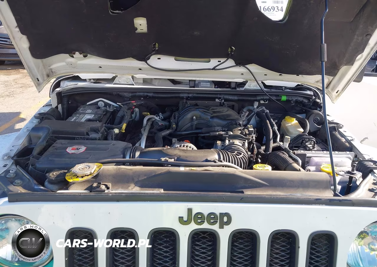 2017 Jeep Wrangler Unlimited Sahara VIN:1C4HJWEG7HL621593 - 10