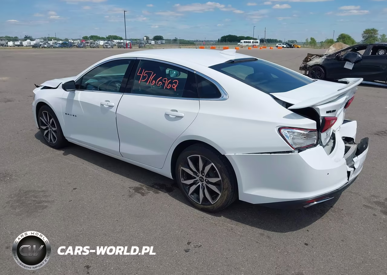 2021 Chevrolet Malibu Fwd Rs VIN:1G1ZG5ST6MF027254 - 3