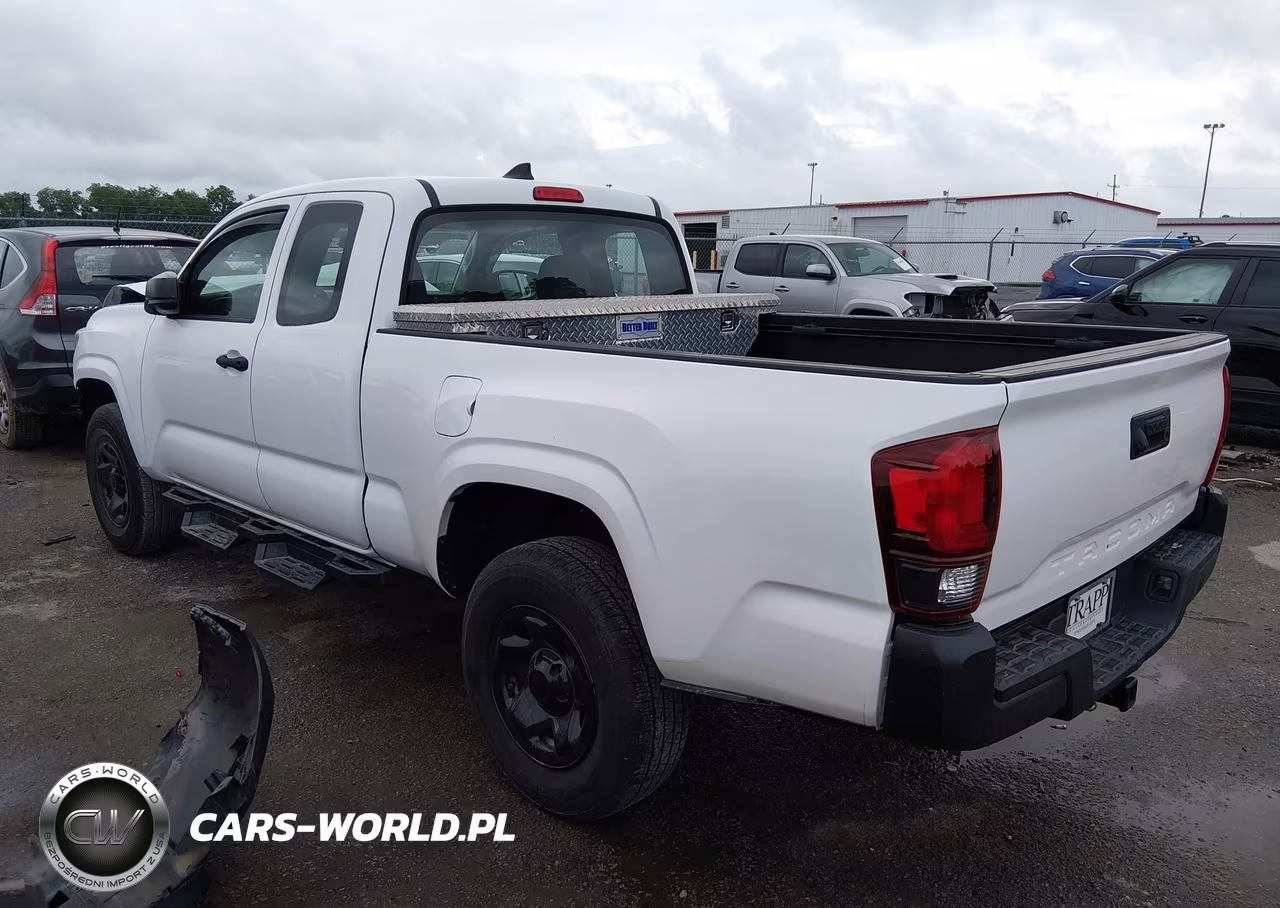 2018 Toyota Tacoma Sr VIN:5TFRX5GN1JX106970 - 3