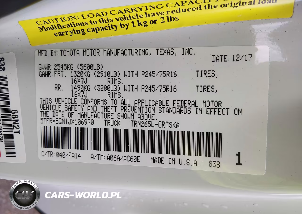 2018 Toyota Tacoma Sr VIN:5TFRX5GN1JX106970 - 9