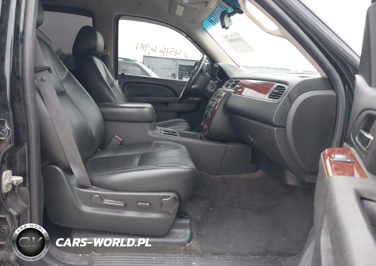 2011 Chevrolet Tahoe Lt VIN:1GNSKBE01BR283120 - 5