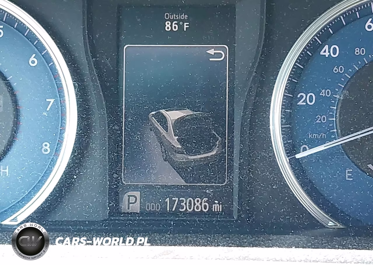 2017 Toyota Camry Le VIN:4T1BF1FKXHU781860 - 15