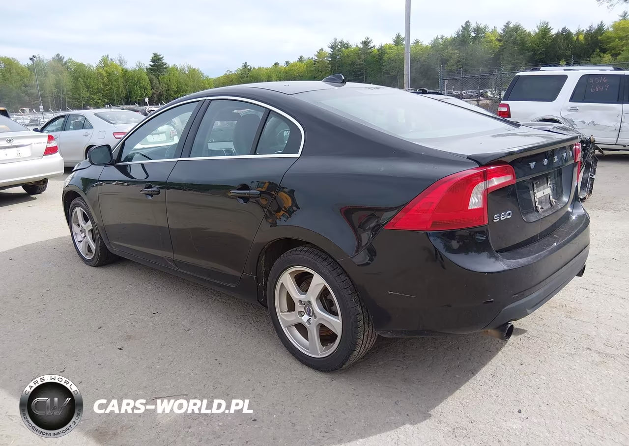 2012 Volvo S60 T5 VIN:YV1622FSXC2039531 - 3