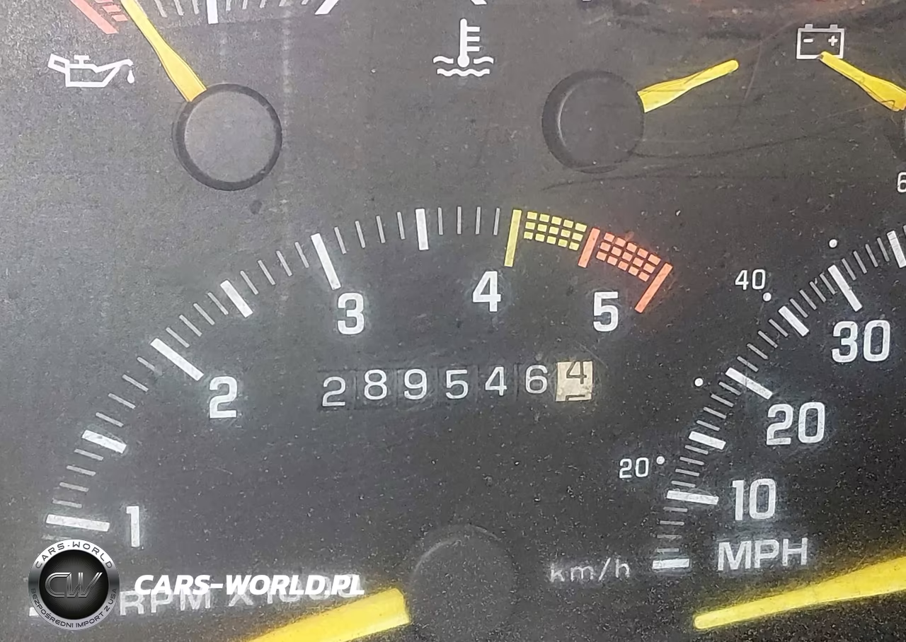 1992 Chevrolet Gmt-400 K1500 VIN:1GCEK14K5NZ131381 - 16