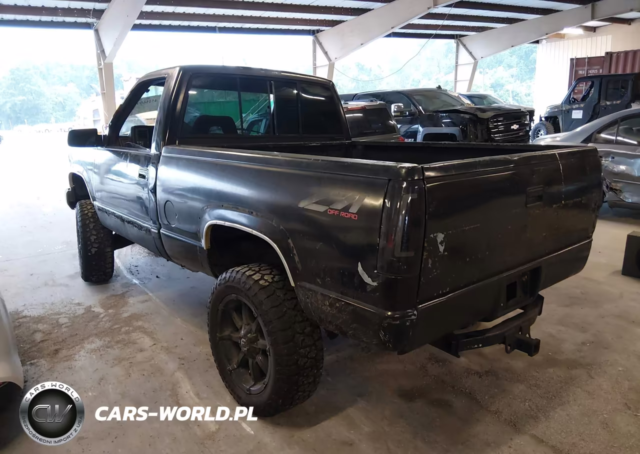 1992 Chevrolet Gmt-400 K1500 VIN:1GCEK14K5NZ131381 - 3