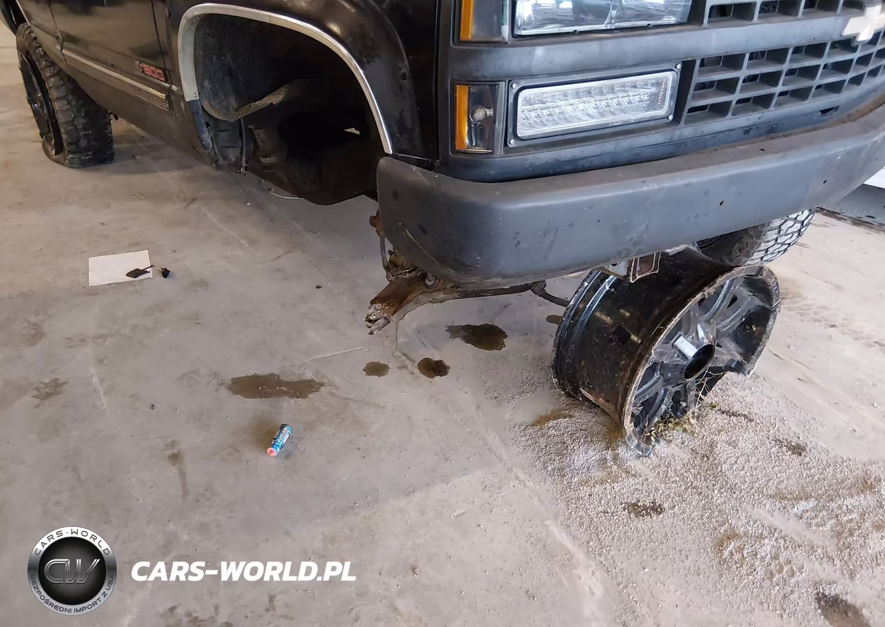 1992 Chevrolet Gmt-400 K1500 VIN:1GCEK14K5NZ131381 - 6