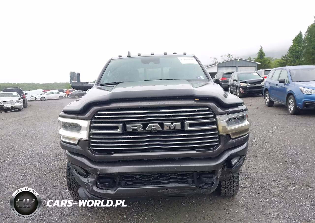2019 Ram 3500 Laramie 4X4 8' Box VIN:3C63RRJL8KG678873 - 13