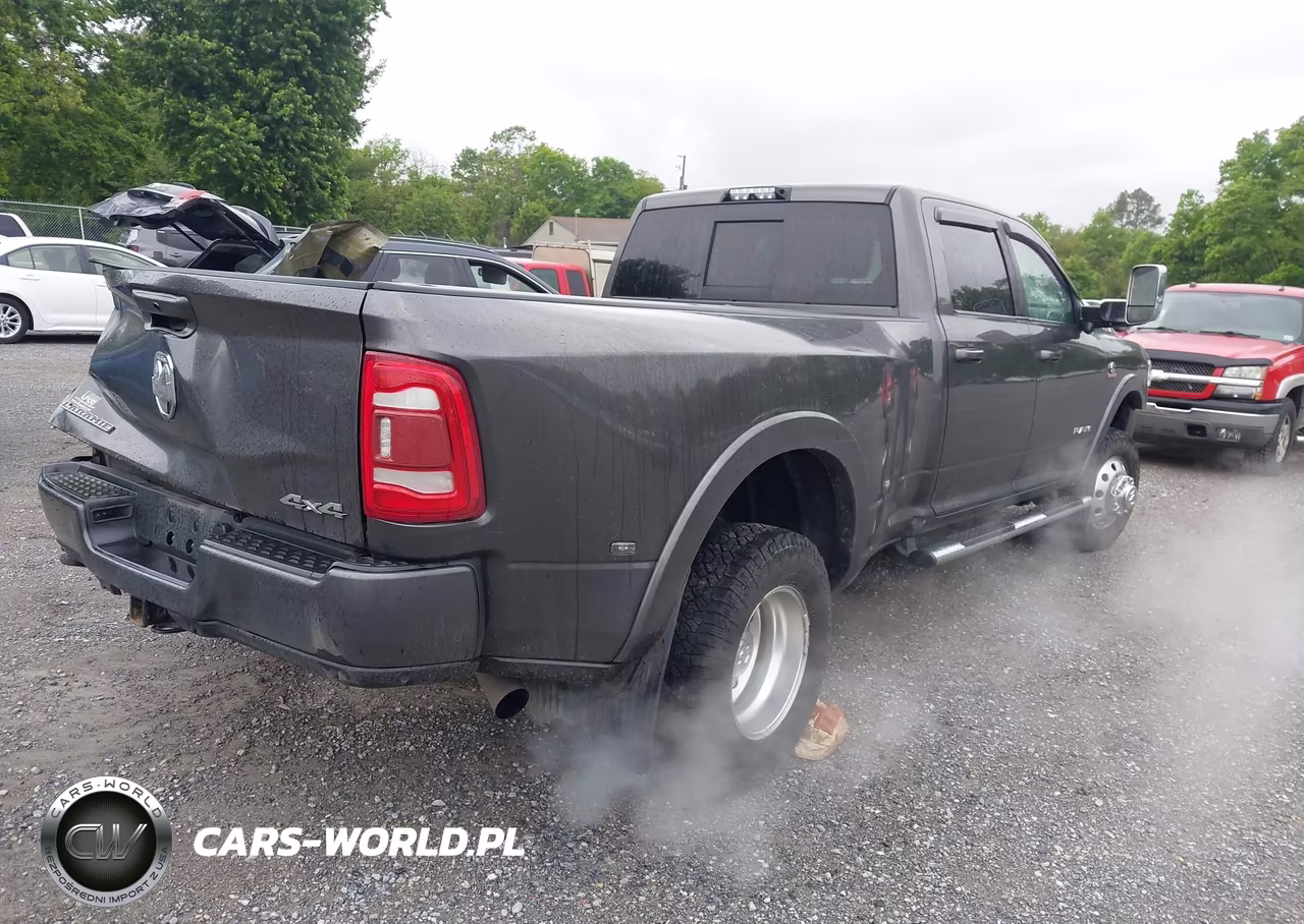 2019 Ram 3500 Laramie 4X4 8' Box VIN:3C63RRJL8KG678873 - 4