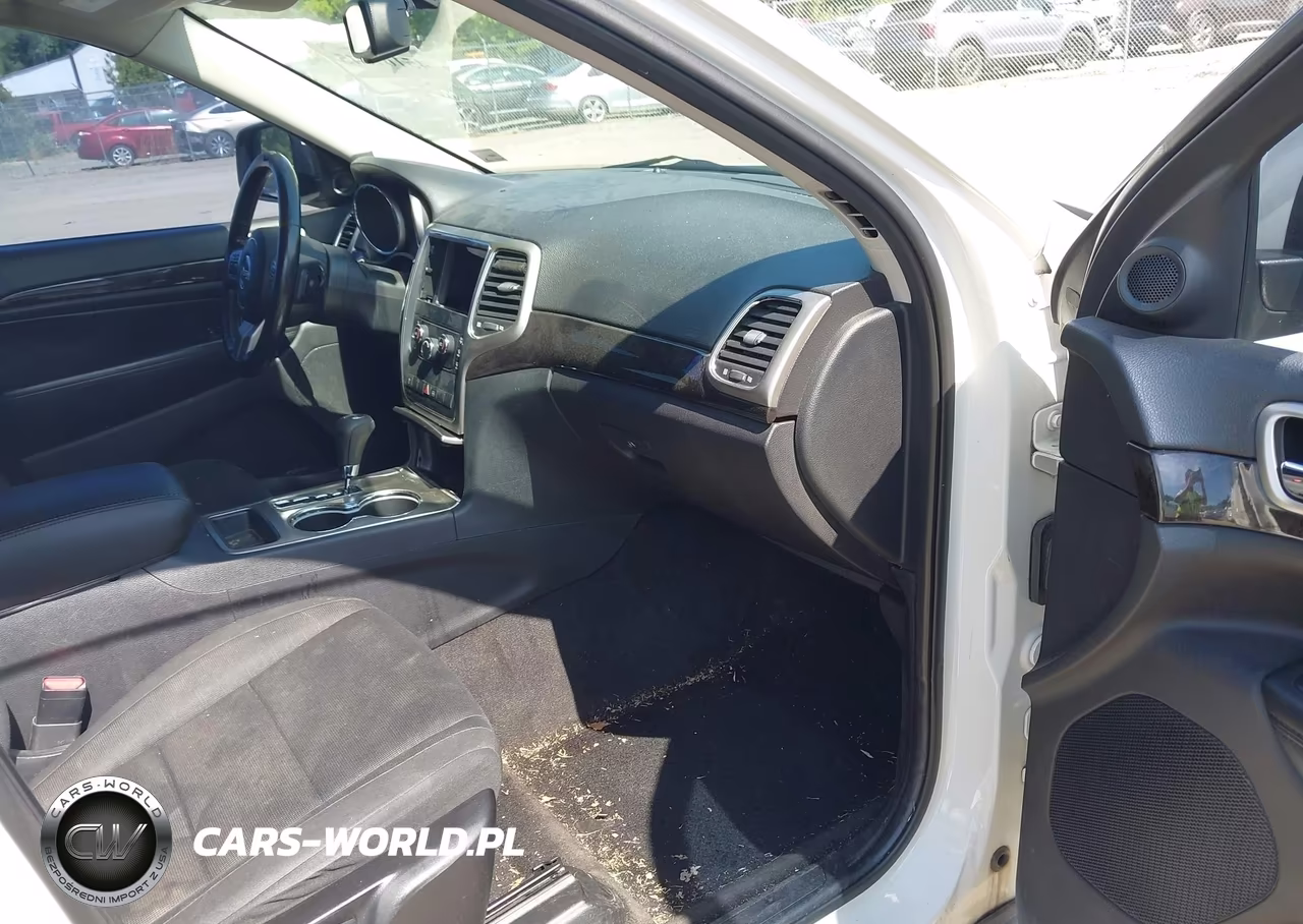 2011 Jeep Grand Cherokee Laredo VIN:1J4RR4GG2BC540338 - 5