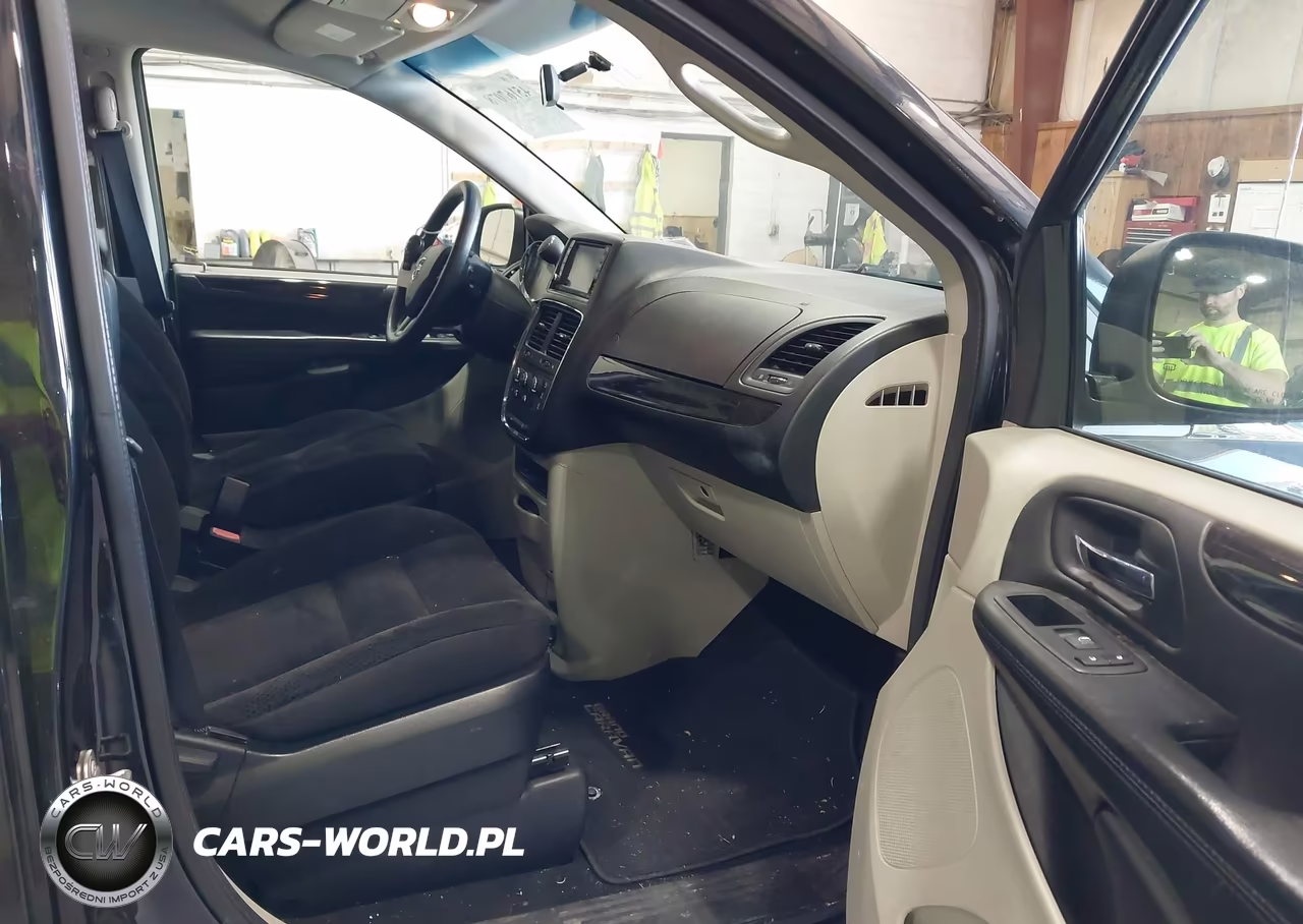 2017 Dodge Grand Caravan Se VIN:2C4RDGBG3HR834845 - 5