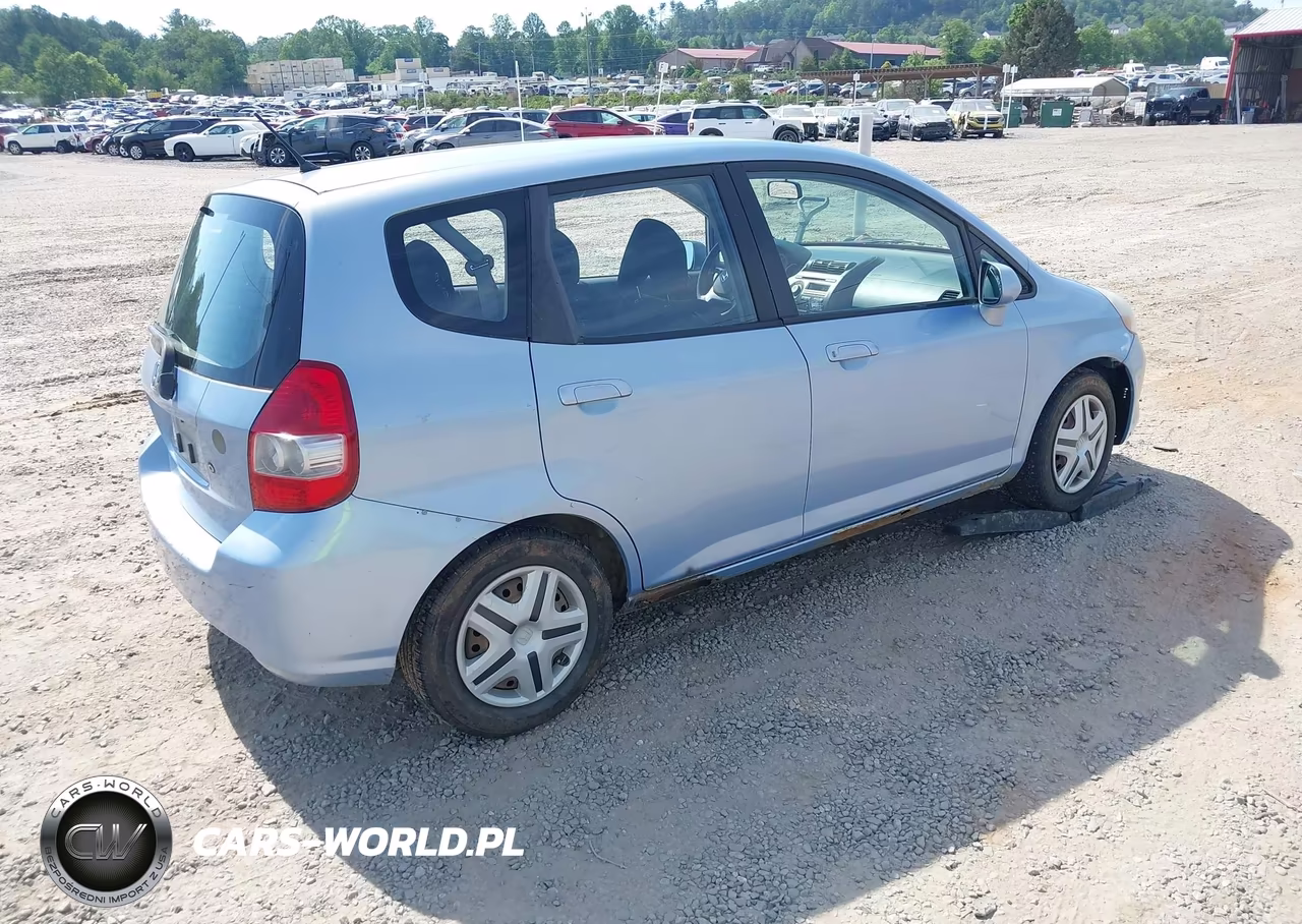 2008 Honda Fit VIN:JHMGD37468S010494 - 4
