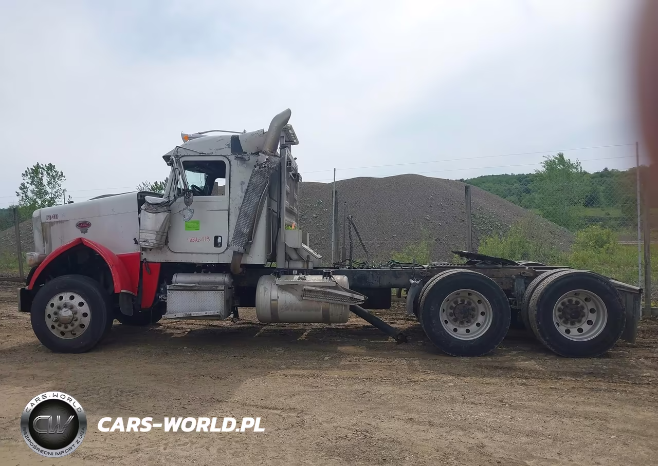 2014 Peterbilt 388 VIN:1XPWD49X5ED219640 - 18