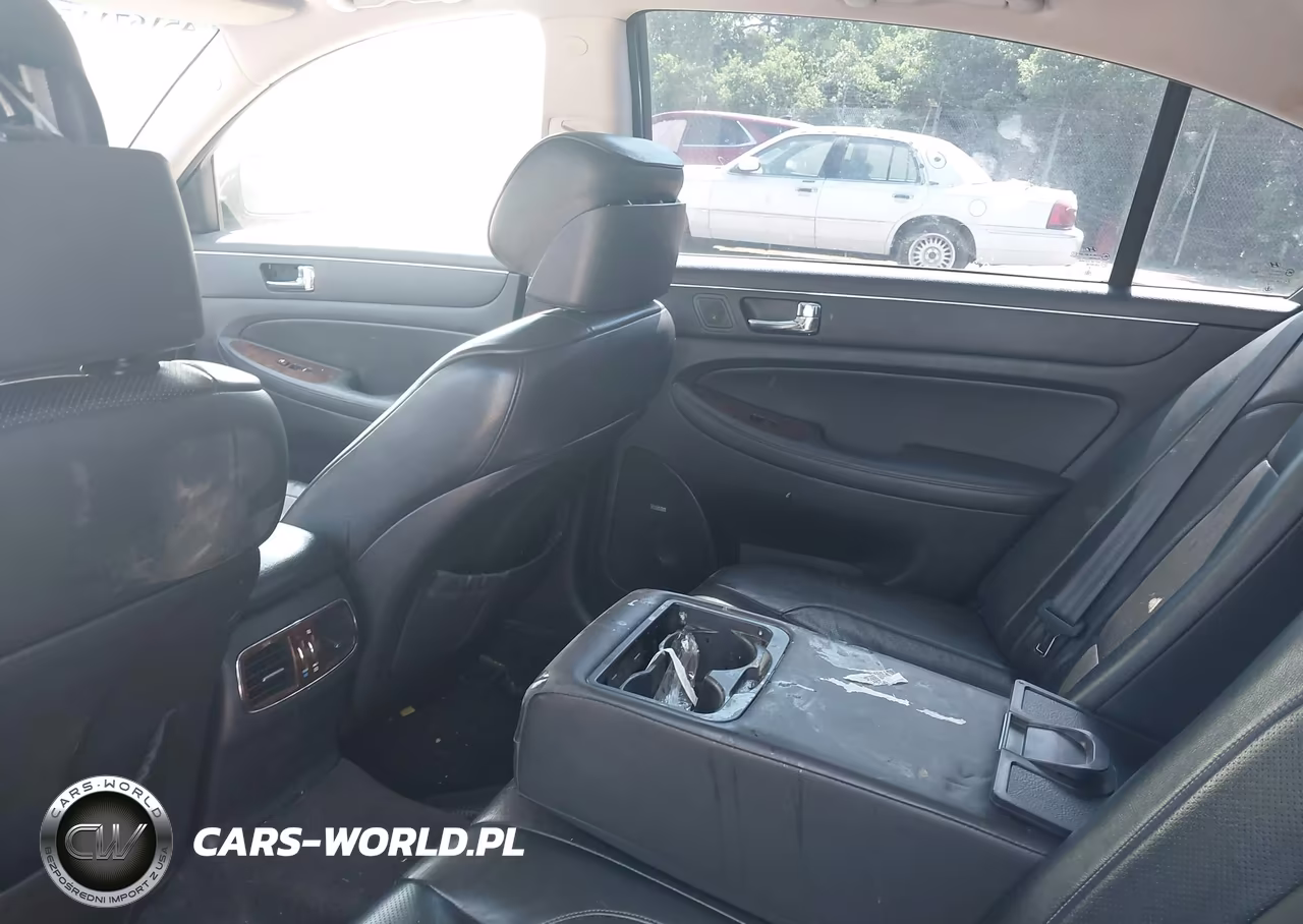 2009 Hyundai Genesis 3.8 VIN:KMHGC46E79U046863 - 8