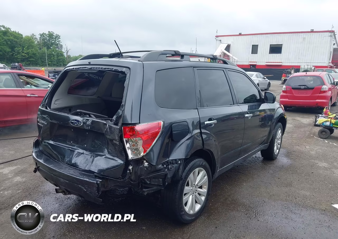 2012 Subaru Forester 2.5X Premium VIN:JF2SHADC4CH432688 - 4