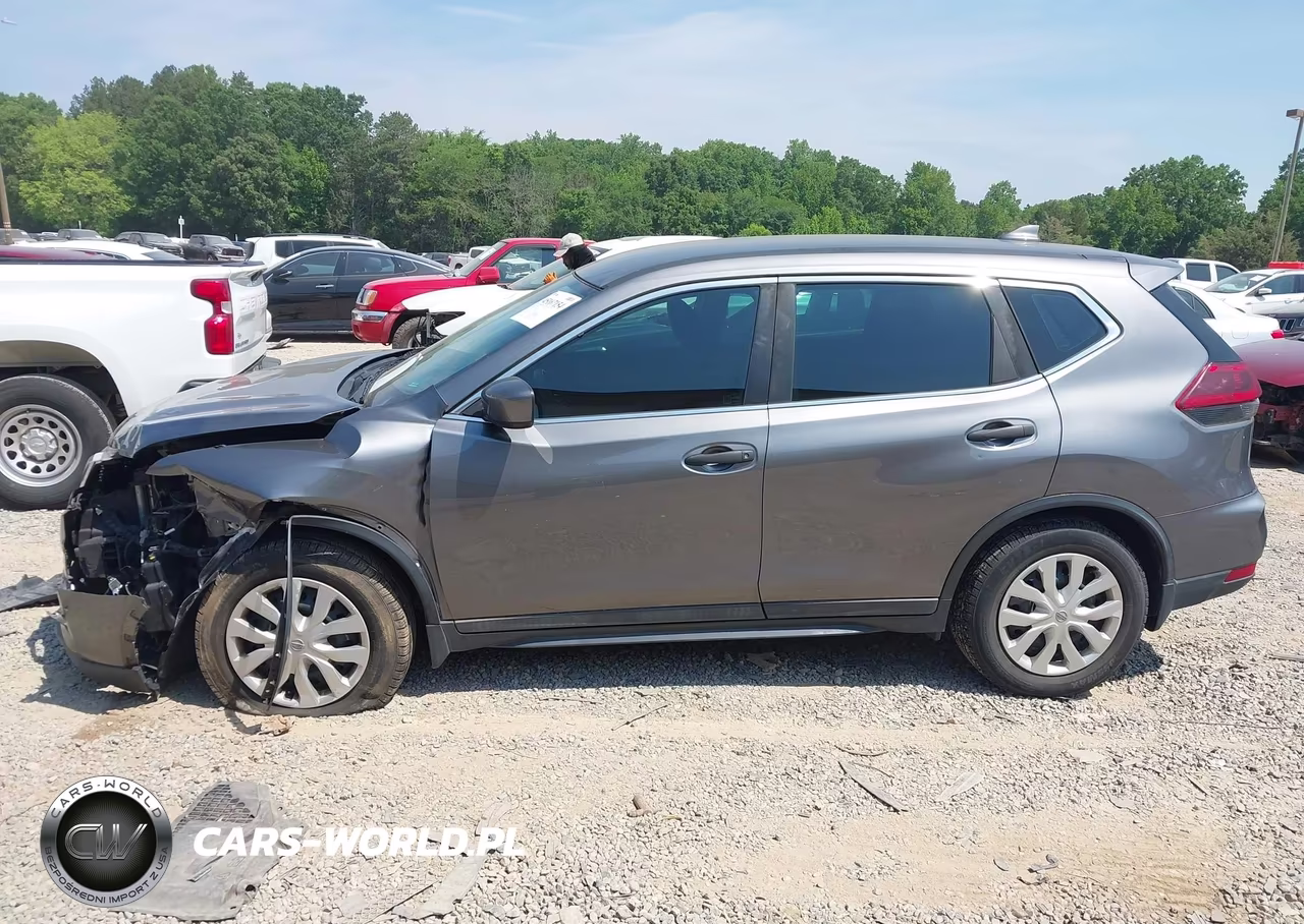 2019 Nissan Rogue S VIN:5N1AT2MT3KC823160 - 14