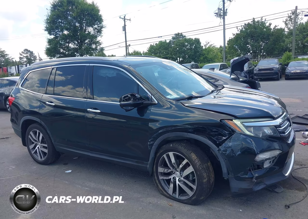 2016 Honda Pilot Touring VIN:5FNYF5H91GB054551 - 13