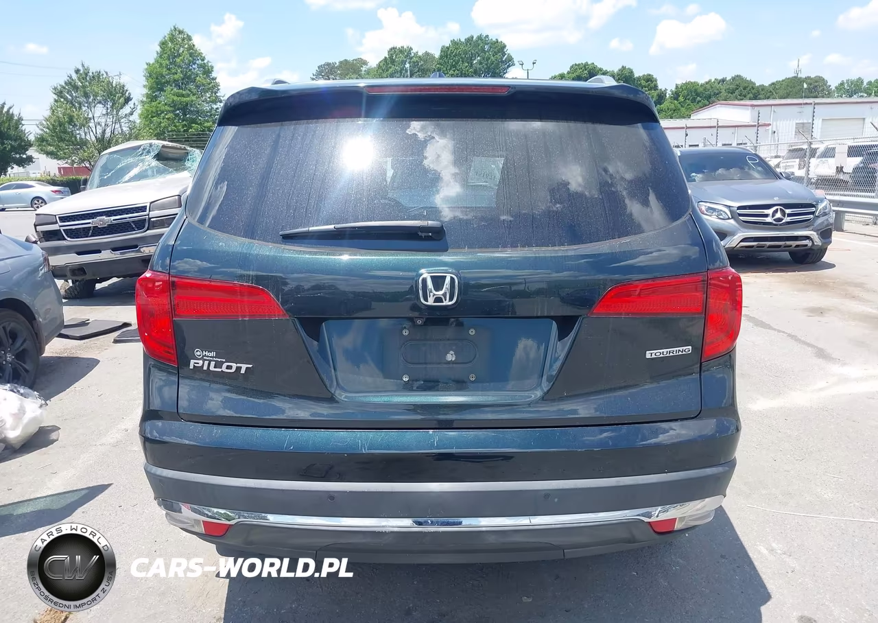 2016 Honda Pilot Touring VIN:5FNYF5H91GB054551 - 16