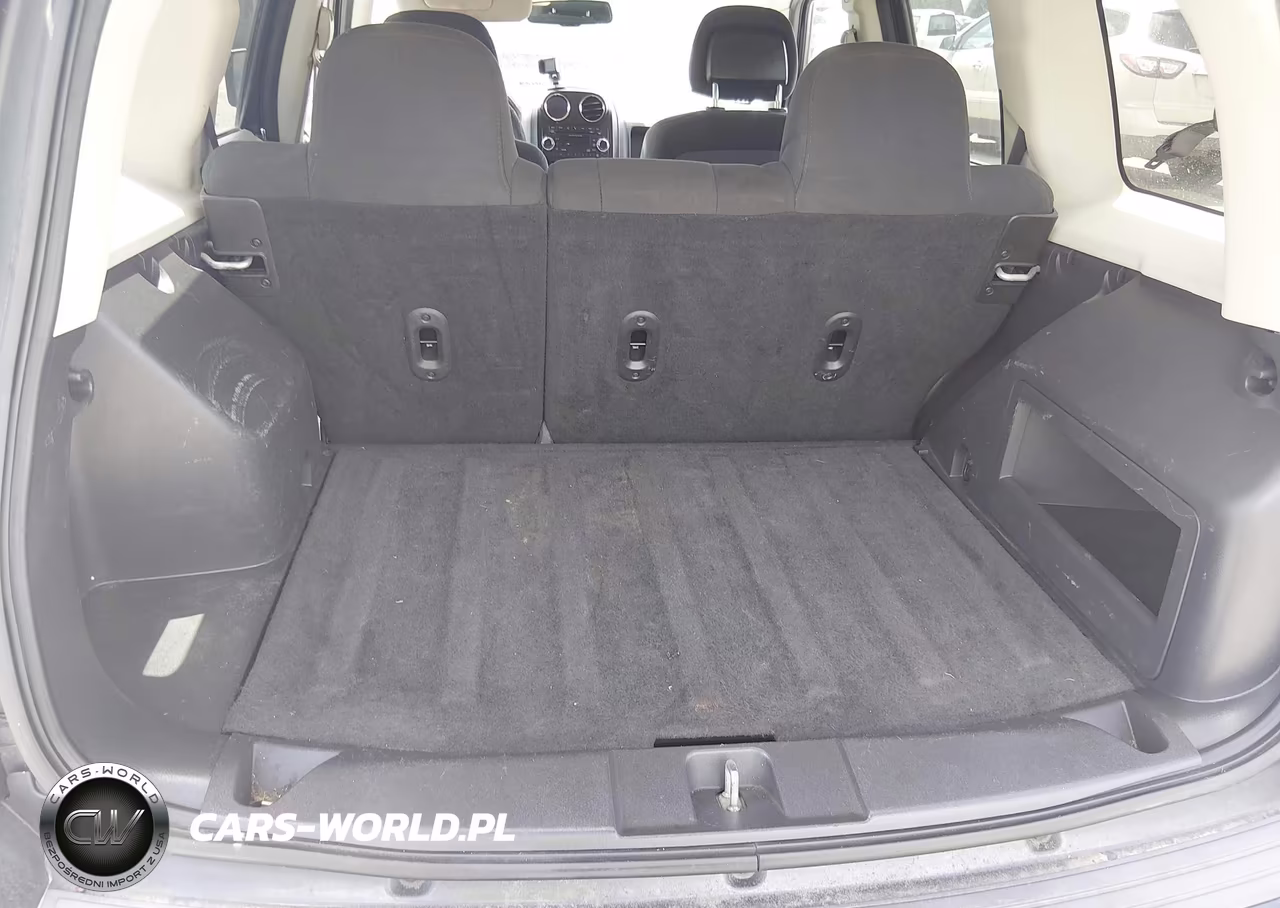 2015 Jeep Patriot Altitude Edition VIN:1C4NJPBA8FD107669 - 12