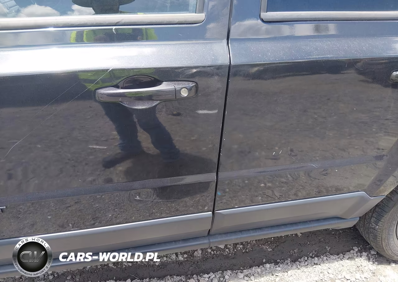 2015 Jeep Patriot Altitude Edition VIN:1C4NJPBA8FD107669 - 6