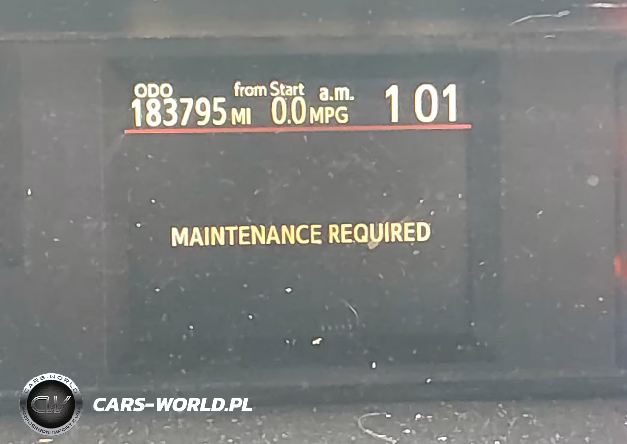 2014 Toyota Prius C Two VIN:JTDKDTB3XE1568103 - 16