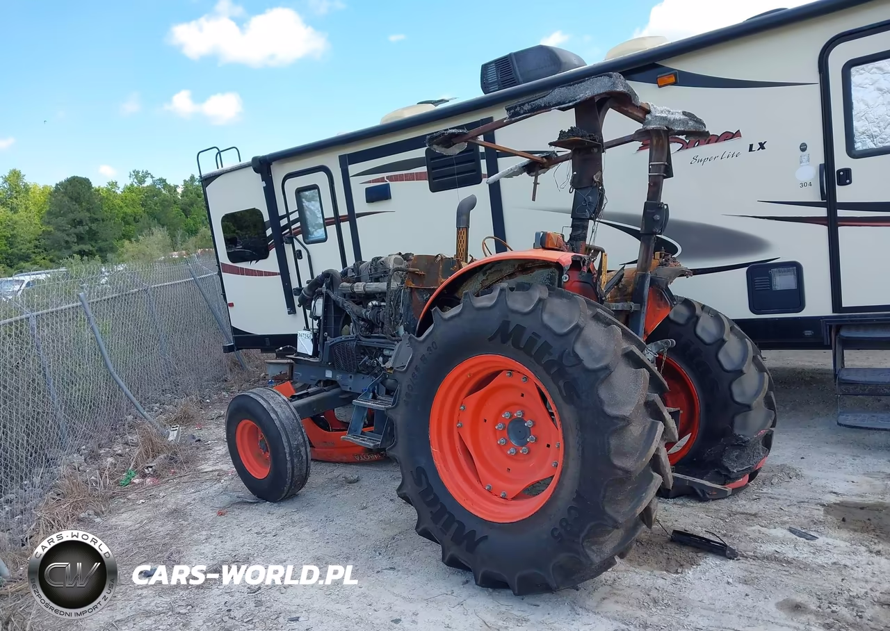 2016 Kubota Tractor VIN:10063 - 3
