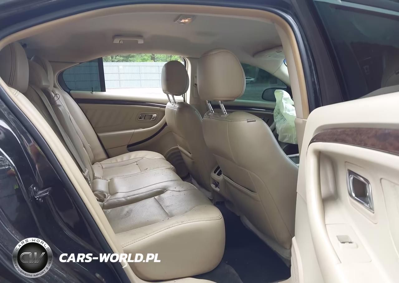 2015 Ford Taurus Limited VIN:1FAHP2F80FG110835 - 8