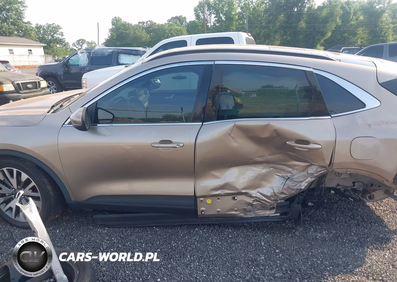 2020 Ford Escape Titanium Hybrid VIN:1FMCU0DZ5LUC40258 - 13