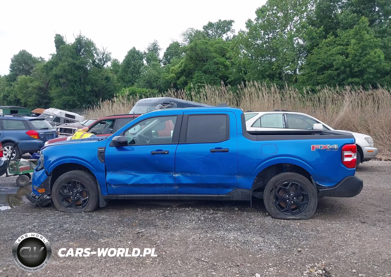 2025 Ford Maverick Xlt VIN:3FTTW8JA3SRA62884 - 14