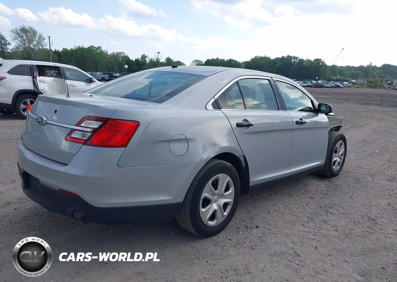 2016 Ford Police Interceptor VIN:1FAHP2MK8GG122585 - 4