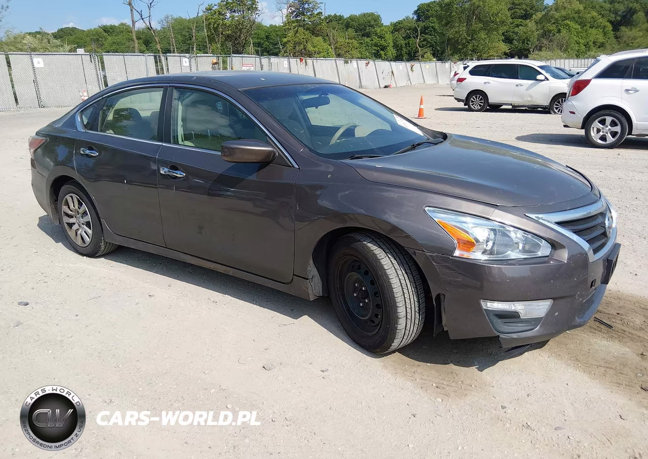 2014 Nissan Altima 2.5 S – zdjęcie 1 z 16